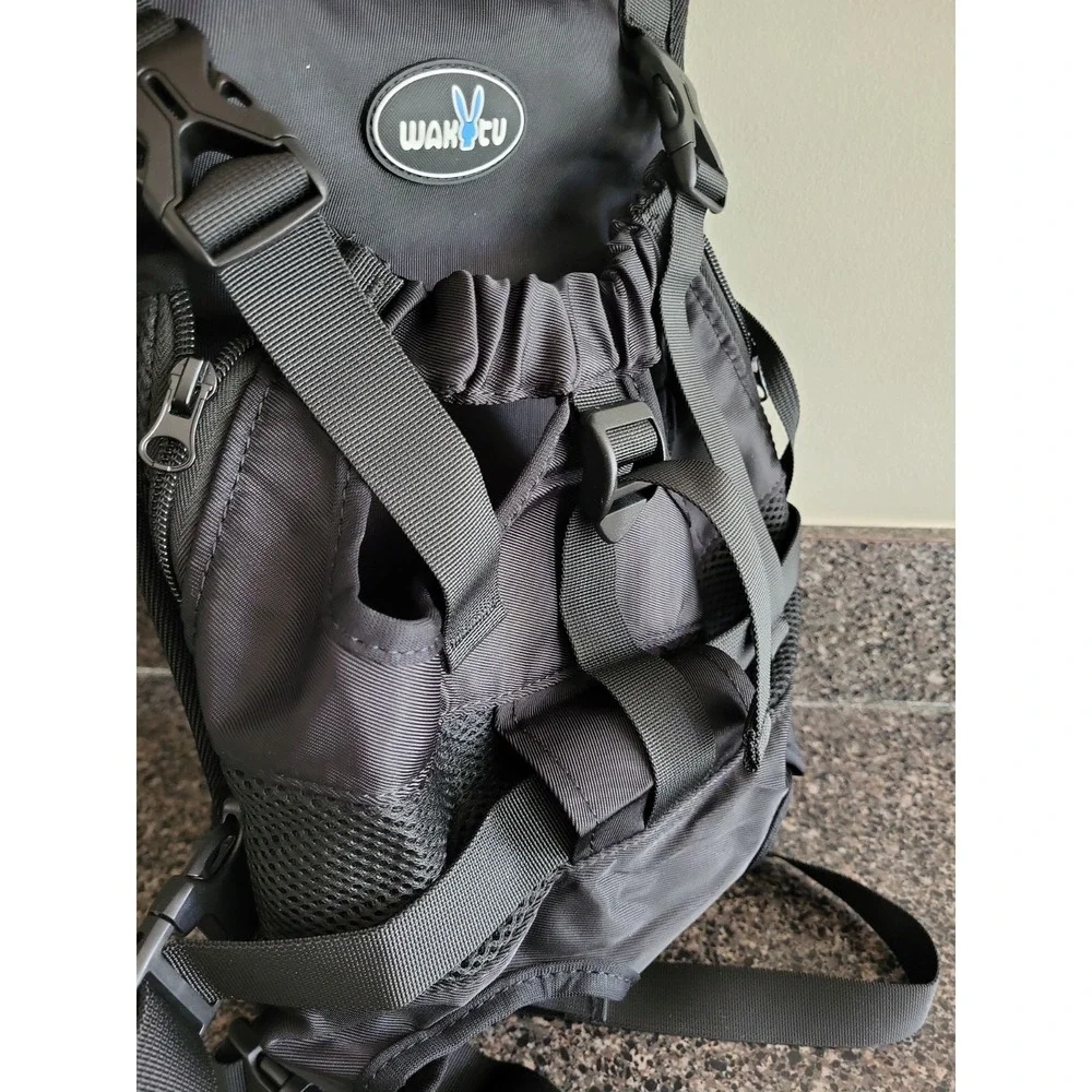 wakytu pet front